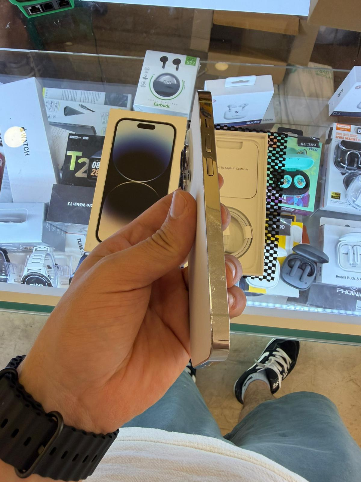 iPhone 14 Pro - 256GB - Batería 83%