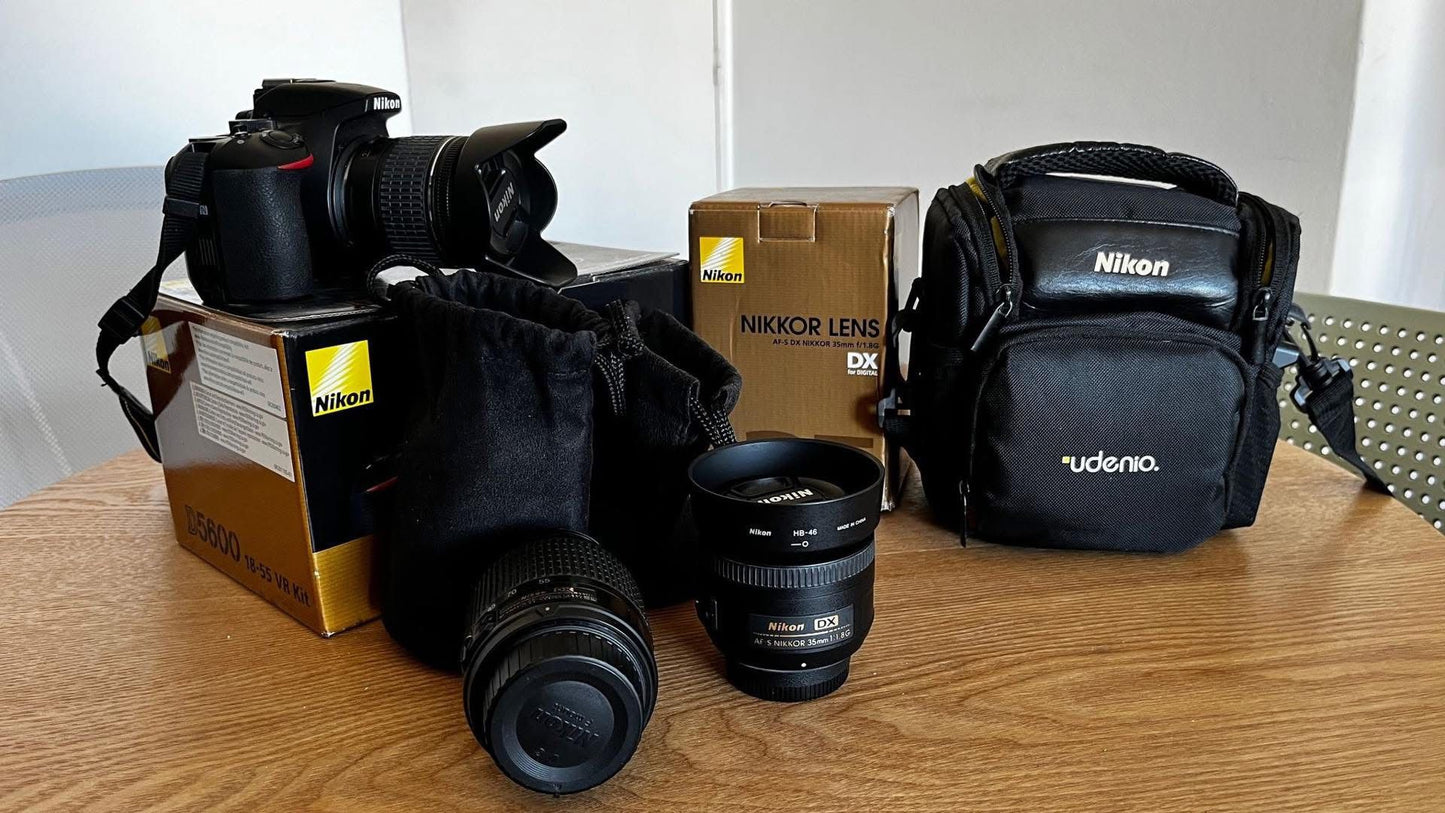 Nikon D5600 – Kit Completo – 2.900 disparos