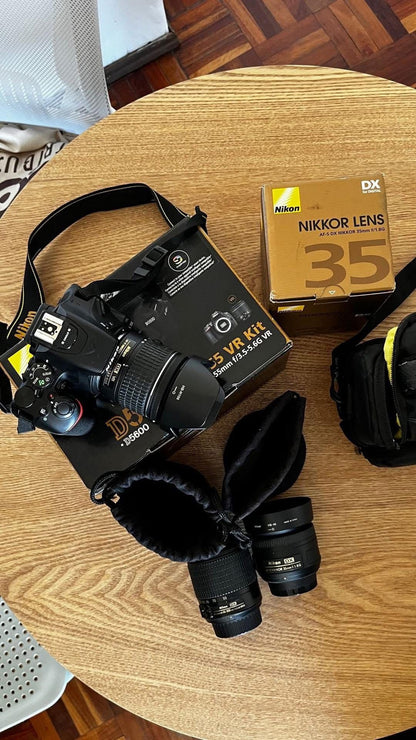 Nikon D5600 – Kit Completo – 2.900 disparos