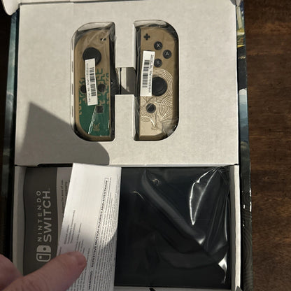 Nintendo Switch OLED – Zelda Edition