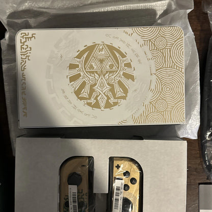 Nintendo Switch OLED – Zelda Edition